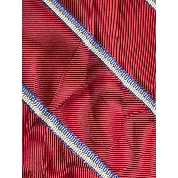 Jos. A. Bank Red Blue Hand Made Repp 100% Silk Men’s Neck Tie Made In China - Picture 9 of 9